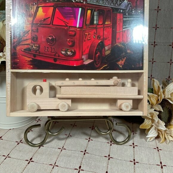 Classic Fire Truck & Firefighting Wooden Toy & Book Gift Set New - Picture 3 of 6